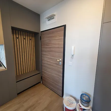 Skyline A62 Apartment *