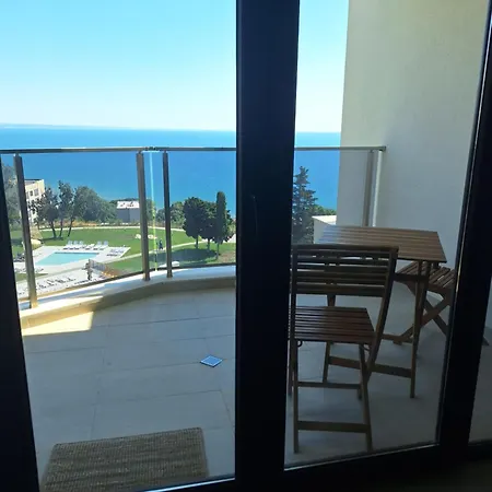 Apartment Skyline A62